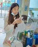 莫*娟照片