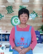 梁****岁照片